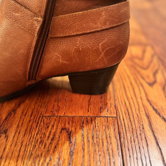 Naturalizer Kepler Women's 9.5 Brown Leather Closed Toe Booties Boho Western - Picture 5 of 13